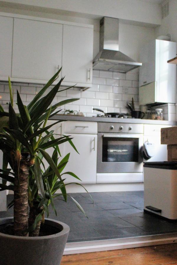 Traditional Victorian 2 Bed In Cobbled Street + Mod Cons - Full Home London Exterior foto